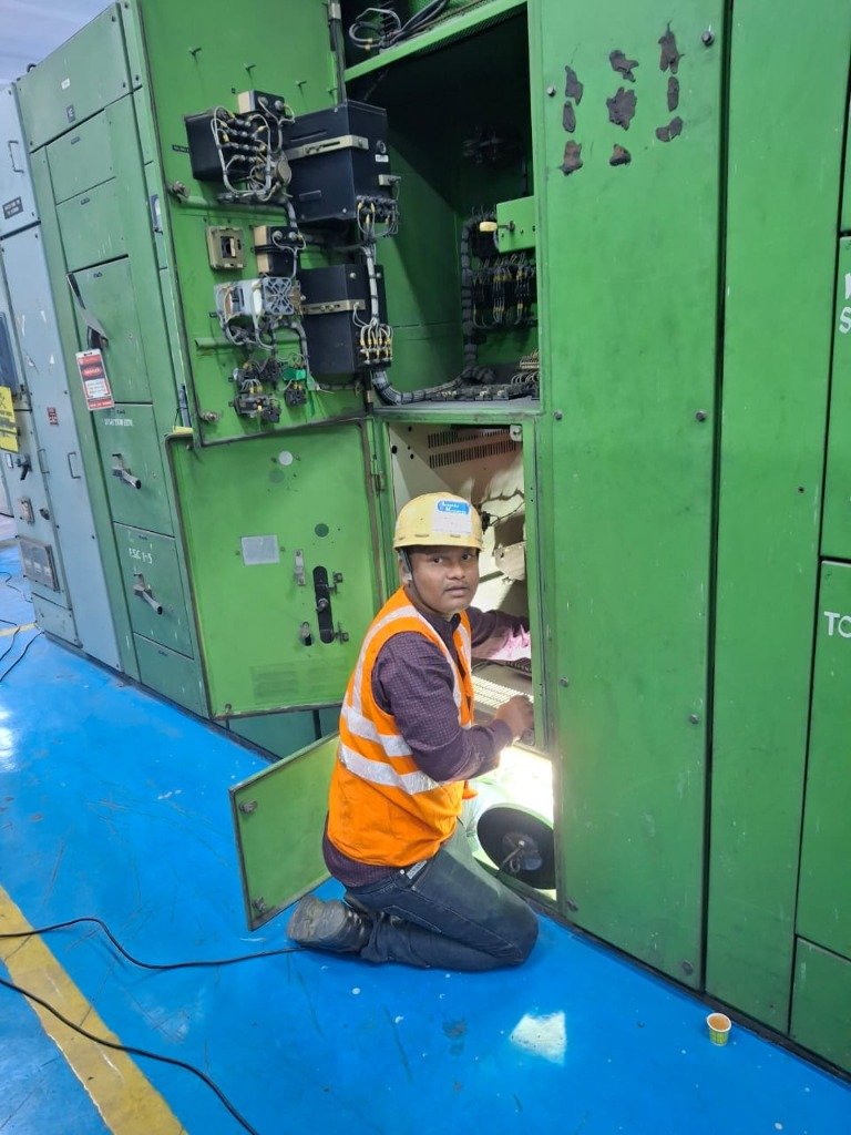 On-site electrical panel servicing